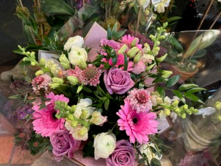 
                  
                    Good Vibes Bouquet
                  
                