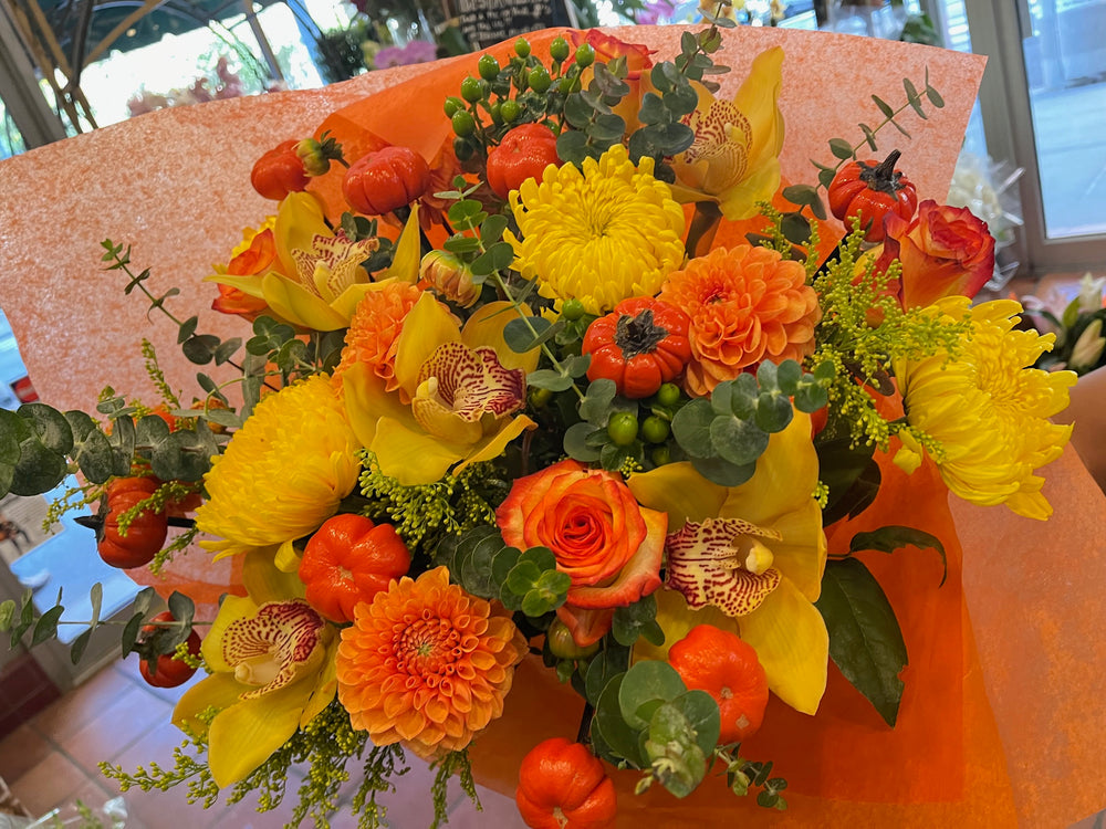 
                  
                    Fall in Love bouquet
                  
                