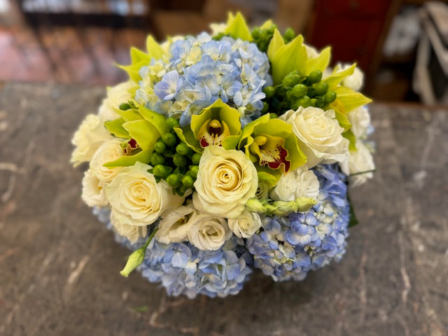 
                  
                    Dream Rose Floral Arrangement 
                  
                