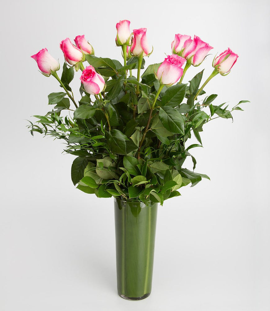 Elegant Classic Beauty Arrangement of Long-Stem Malibu Roses with Greenery