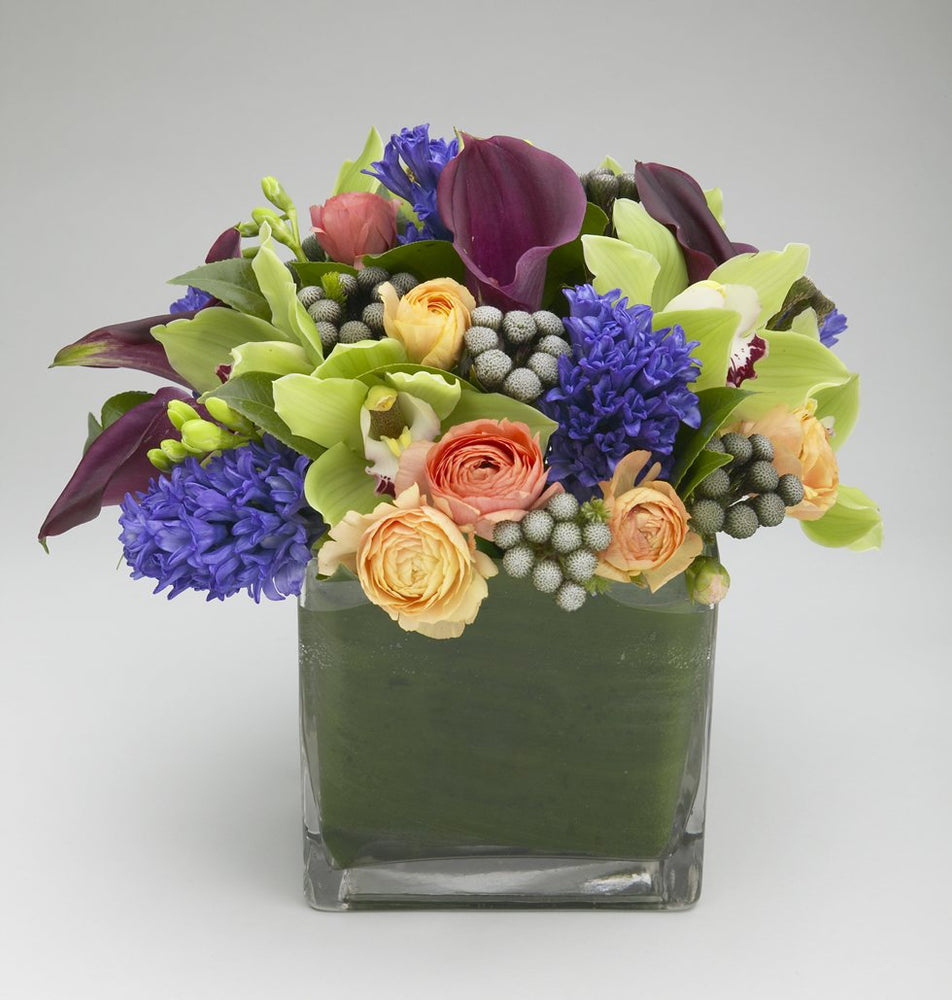 Masquerade – A Stylish Cube Floral Arrangement